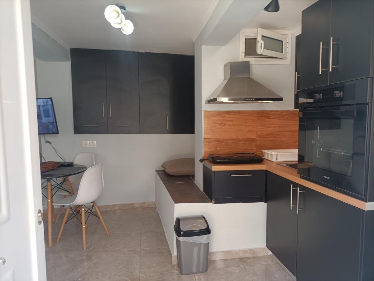 Cozy Studio Apartment เอเธนส์ ภายนอก รูปภาพ