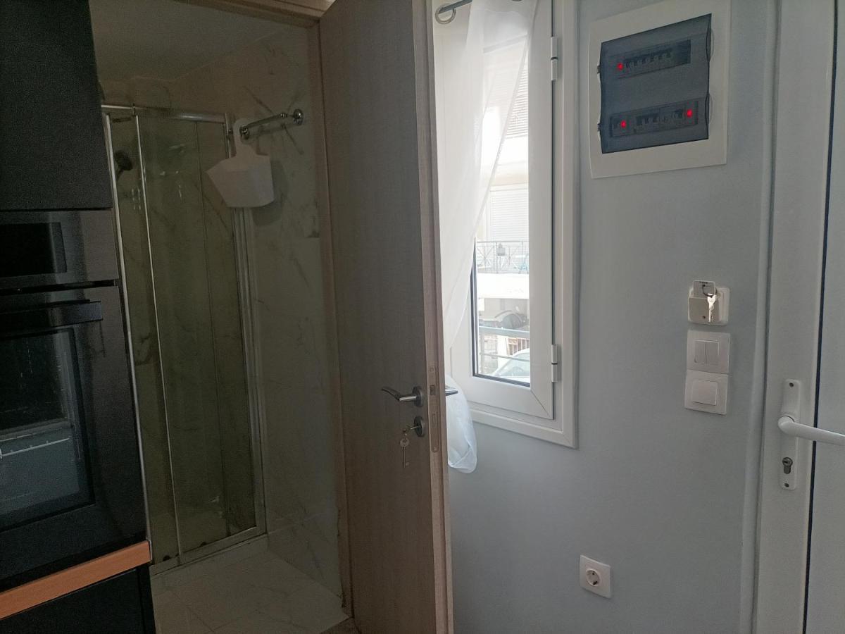 Cozy Studio Apartment เอเธนส์ ภายนอก รูปภาพ